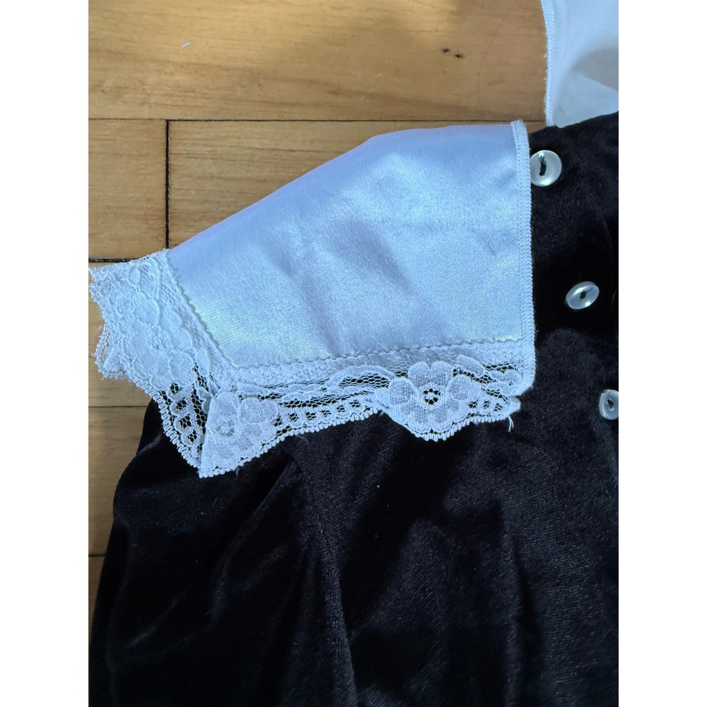 Vintage First In First Out Girls Black Velvet Dress Lace Floral Bib Collar - Picture 8 of 8